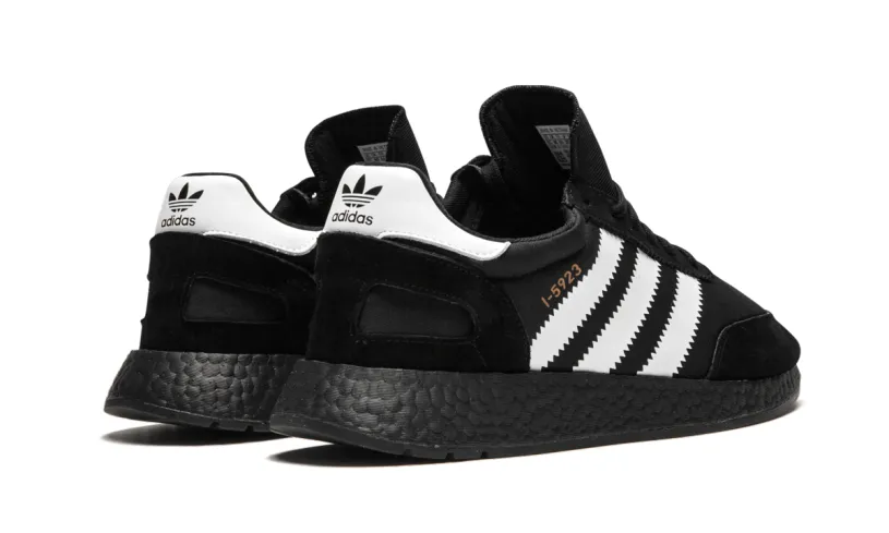 More Adidas Shoes I-5923